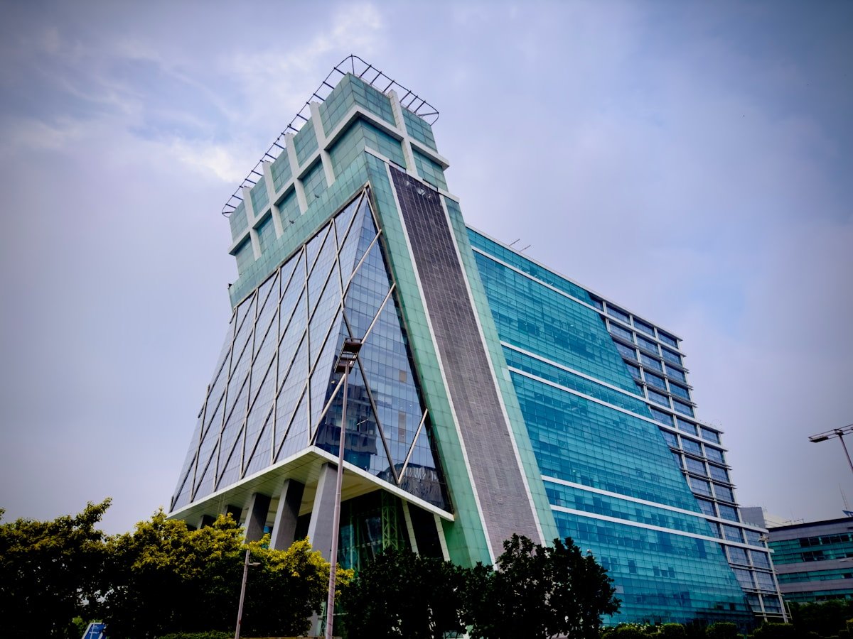 Gurgaon luxury real estate project — Arvvenza Realty